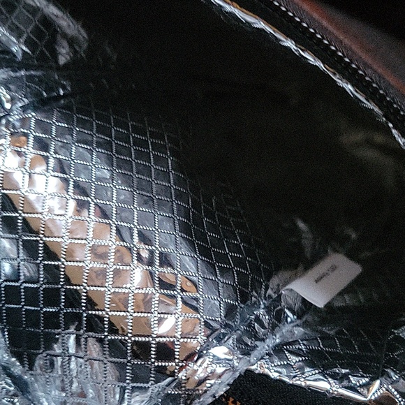 Gray Insulated Wine Carrier Bag - Picture 7 of 9